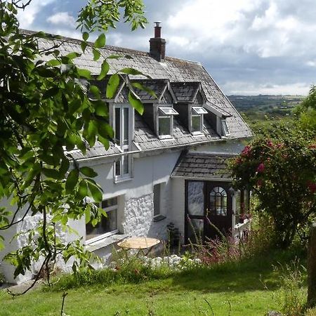 Higher Trenear Farm B&B Хелстън Екстериор снимка