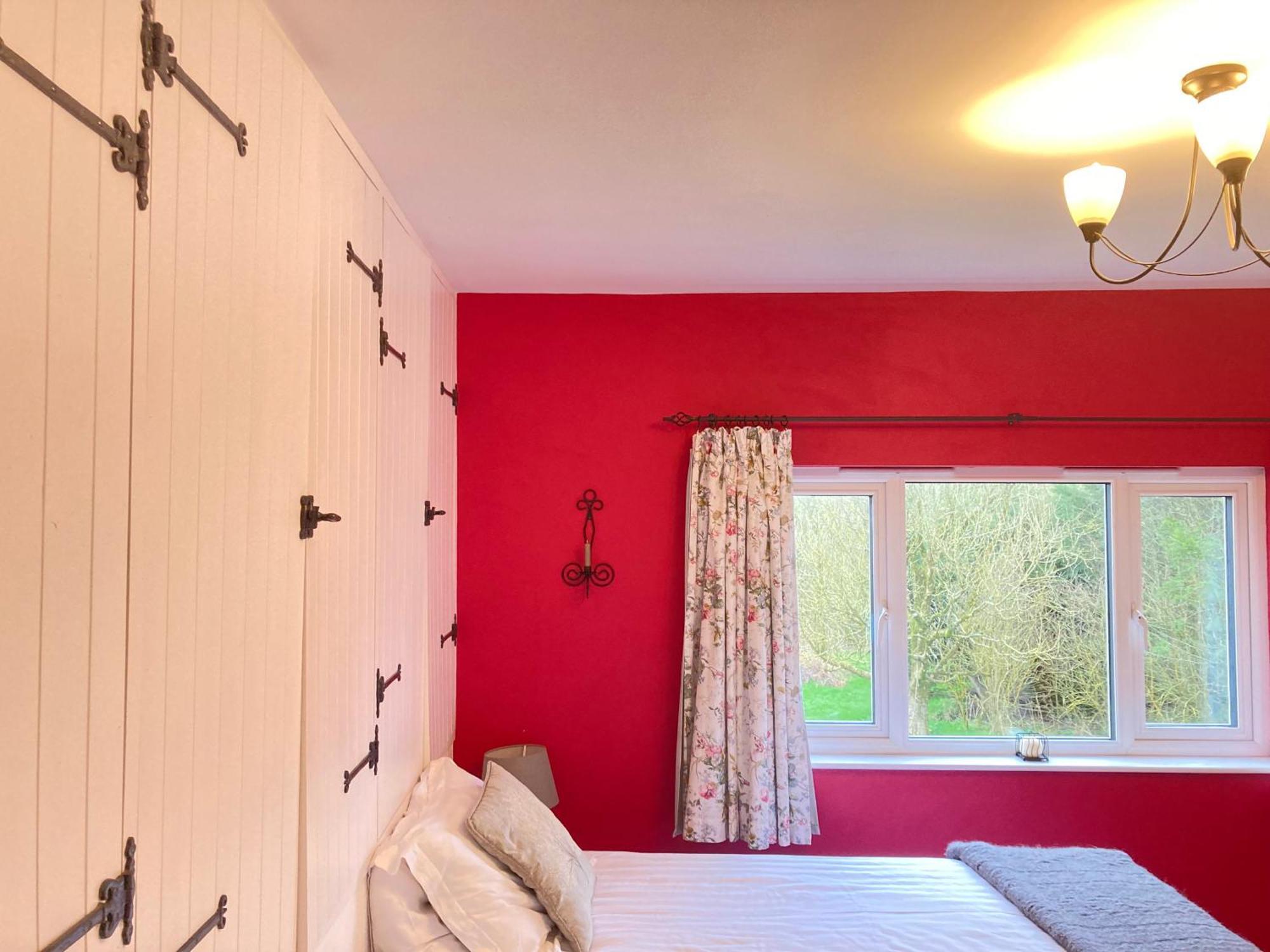 Higher Trenear Farm B&B Хелстън Стая снимка